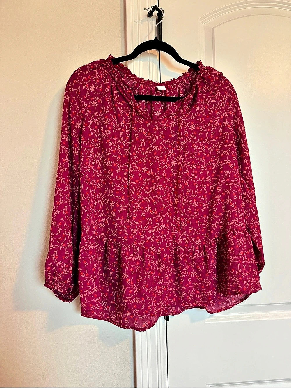 Old Navy Boho Floral Peplum Blouse Magenta Pink Size Large